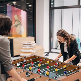 Mesa de Jogo Combo 4 em 1 Mesa de matraquilhos, com Mesa de Bilhar, Ping Pong e Hóquei Air e Acessórios para crianças Natural