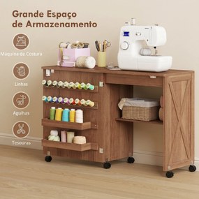 Mesa para Máquina de Costura Dobrável com Porta Magnética, 2 Compartimentos, Prateleira, 18 Suportes para Linhas e 5 Rodas, Castanho