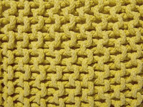Pufe em tricot amarelo 50 x 50 x 31 cm CONRAD Beliani