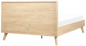 Cama de casal em rattan cor de madeira clara 140 x 200 cm MONPAZIER Beliani