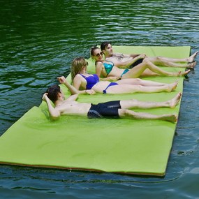 Tapete água flutuante resistente a rasgos de espuma XPE de 3 camadas para relaxamento piscina, rio, praia 355 x 183 x 3,5 cm Verde