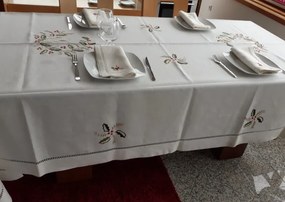 180x350 cm - Toalha de mesa de linho bordada a mão - Toalha de mesa de natal - Bordados da Lixa: Toalha de mesa bordada 180x300 cm + 12 guardanapos 50x50 cm bordados a jogo