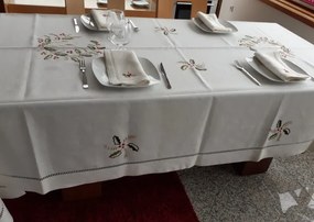 180x350 cm - Toalha de mesa de linho bordada a mão - Toalha de mesa de natal - Bordados da Lixa: Toalha de mesa bordada 180x350 cm + 12 guardanapos 50x50 cm bordados a jogo