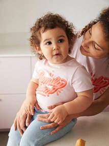 T-shirt de menina Family team, coleção cápsula da Vertbaudet e da Studio Jonesie, em algodão bio rosa claro liso com motivo