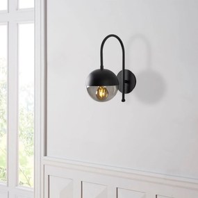 Aplique de Parede Karsor – Preto e Fumado – 15 x 25 cm
