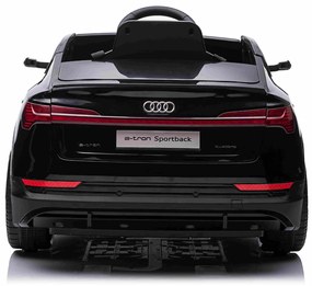Carro elétrico para crianças Audi E-tron Sportback 12V, comando remoto 2,4 GHz, entrada USB/AUX, suspensão, bateria de lítio, luzes LED, 2 motores de