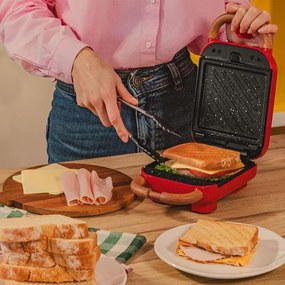 Tostadeira de estilo retro Rock'nToast Retro One Green com capacidade para uma sanduíche e 3 pares de placas amovíveis