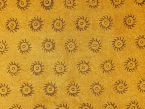 Almofada decorativa com padrão de sol veludo amarelo 45 x 45 cm RAPIS Beliani