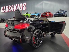 Carro elétrico para crianças BMW M5 24V Pneus EVA, Assento de couro sintético Preto metálico