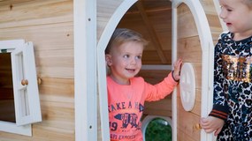 Casa de brincar exterior para crianças Fantasia 100 em madeira natural