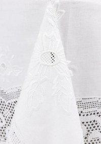 170x270 cm - Toalha de mesa de linho bordada C/ crochê a mão