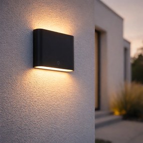 Candeeiro de parede exterior moderno preto 11,5 cm com LED IP65 - Batt