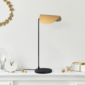 Candeeiro de Mesa Corner – Preto – 30 x 18 x 57 cm