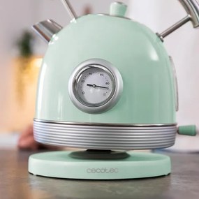 Jarro elétrico ThermoSense 420 Light Green. Capacidade 1.8 litros, 2200 W, Medidor de temperatura, Base 360°, Aço inoxidável, Estilo Vintage, Verde