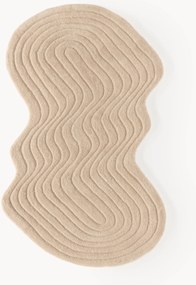 Tapete em lã artesanal com forma orgânica Aliza