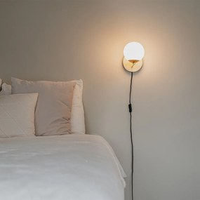 Candeeiro de parede Art Deco dourado e vidro opalino - Flore