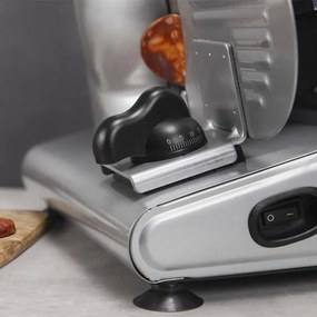 Máquinas de fatiar Rock'nCut Advance 180 W com um disco de 190 mm de diâmetro e um sistema de regulação gradual com uma precisão máxima de espessura d