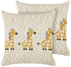 Conjunto de 2 almofadas decorativas com motivo de girafas em algodão creme 45 x 45 cm CHILARI Beliani
