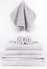 720 gr./m2 Algodão penteado - Jogo 3 toalhas de banho: Cinzento