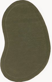 Tapete de lã tufado à mão com forma orgânica Kadey