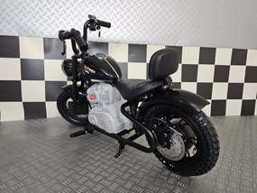Mota para crianças Chopper 24V Assento em pele, rodas borracha, Luzes Preta