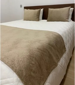 Conj. Dayara (cobre pés + 2 almofadas cheias)