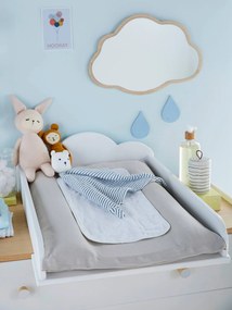 Superfície de mudas em forma de nuvem branco