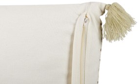 Conjunto de 2 almofadas decorativas em veludo creme 45 x 45 cm SANTOLINA Beliani