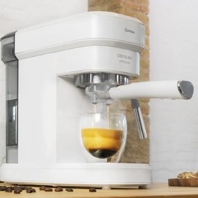 Máquina de café Express Cafelizzia 790 Steel Espressos e cappuccino, 1350 W, sistema Thermoblock, 20 bares, modo automático para 1 - 2 cafés, vaporiza