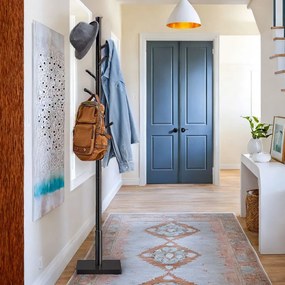 Cabideiro em madeira maciça 30 x 30 x 175 cm preto