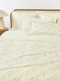 Capa de edredão em cetim de algodão com padrão floral Leticia