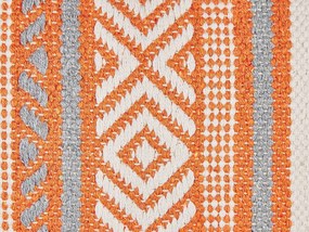 Conjunto de 2 almofadas decorativas em algodão laranja e branco com padrão geométrico 30 x 50 cm INULA Beliani