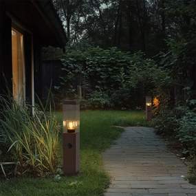 Candeeiro de Exterior Castanho Ferrugem com Vidro Transparente 45cm IP44 com Tomada e Sensor de Movimento - Malios