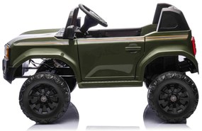 Jipe elétrico para crianças Toyota Landcruiser 12V controlo remoto de 2,4 GHz, entrada USB/AUX, Bluetooth, suspensão, bateria de lítio, luzes LED Verd
