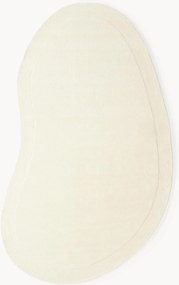 Tapete em lã artesanal com forma orgânica Kadey