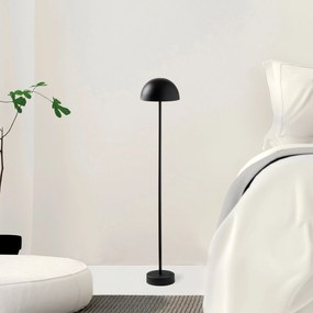Candeeiro de Pé Sept – Preto – Diâmetro: 20 cm Altura: 115 cm