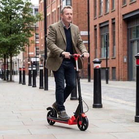 Trotinete dobrável para crianças +6 anos 2 rodas iluminadas com Guiador ajustável em 3 alturas Plataforma antiderrapante Vermelha