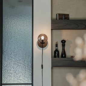 Candeeiro de parede Art Deco preto e vidro fumê - Flore