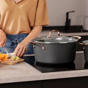 Panela Polka Fantasy 28 Pot Golden Diâmetro 28 cm, capacidade 7,1 l, alumínio forjado, revestimento antiaderente Platinum Plus Teflon, livre PFOA, ade