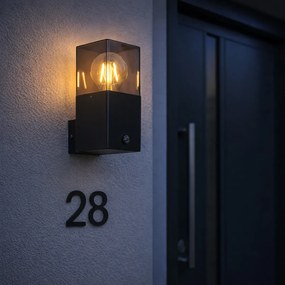 Candeeiro de parede exterior preto IP44 com sensor crepuscular - Dinamarca