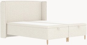 Cama estofada em bouclé artesanal com arrumação Ritual
