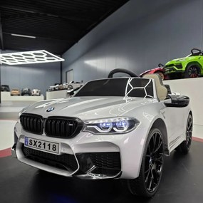 Carro elétrico para crianças BMW M5 24V Pneus EVA, Assento de couro sintético Cinza metálico