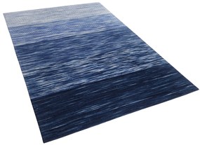 Tapete de lã azul 140 x 200 cm KAPAKLI Beliani