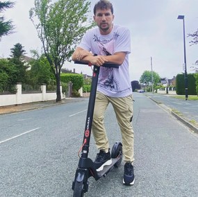 Trotinete Elétrica – Cruzaa Commuta – Preto – 45 km de Autonomia / 25