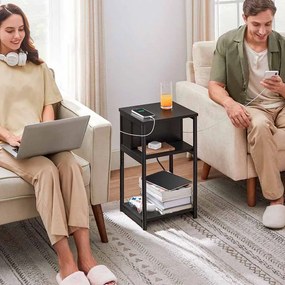 Mesa de apoio com uma tomada eléctrica e 2 portas USB 30 x 34 x 58 cm preta