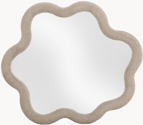 Espelho de parede com forma orgânica e moldura em bouclé Kungsbacka