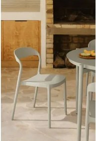 Pack De 4 Cadeiras De Jardim Empilháveis Em Polipropileno Brenza Verde Cáqui - Sklum