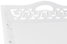 Mesa lateral com tabuleiro branco